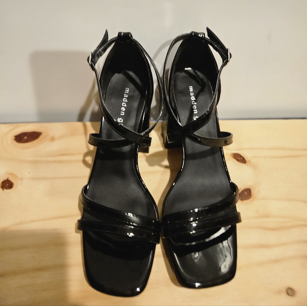 Madden Girl Black Strappy Patent Leather Sandals